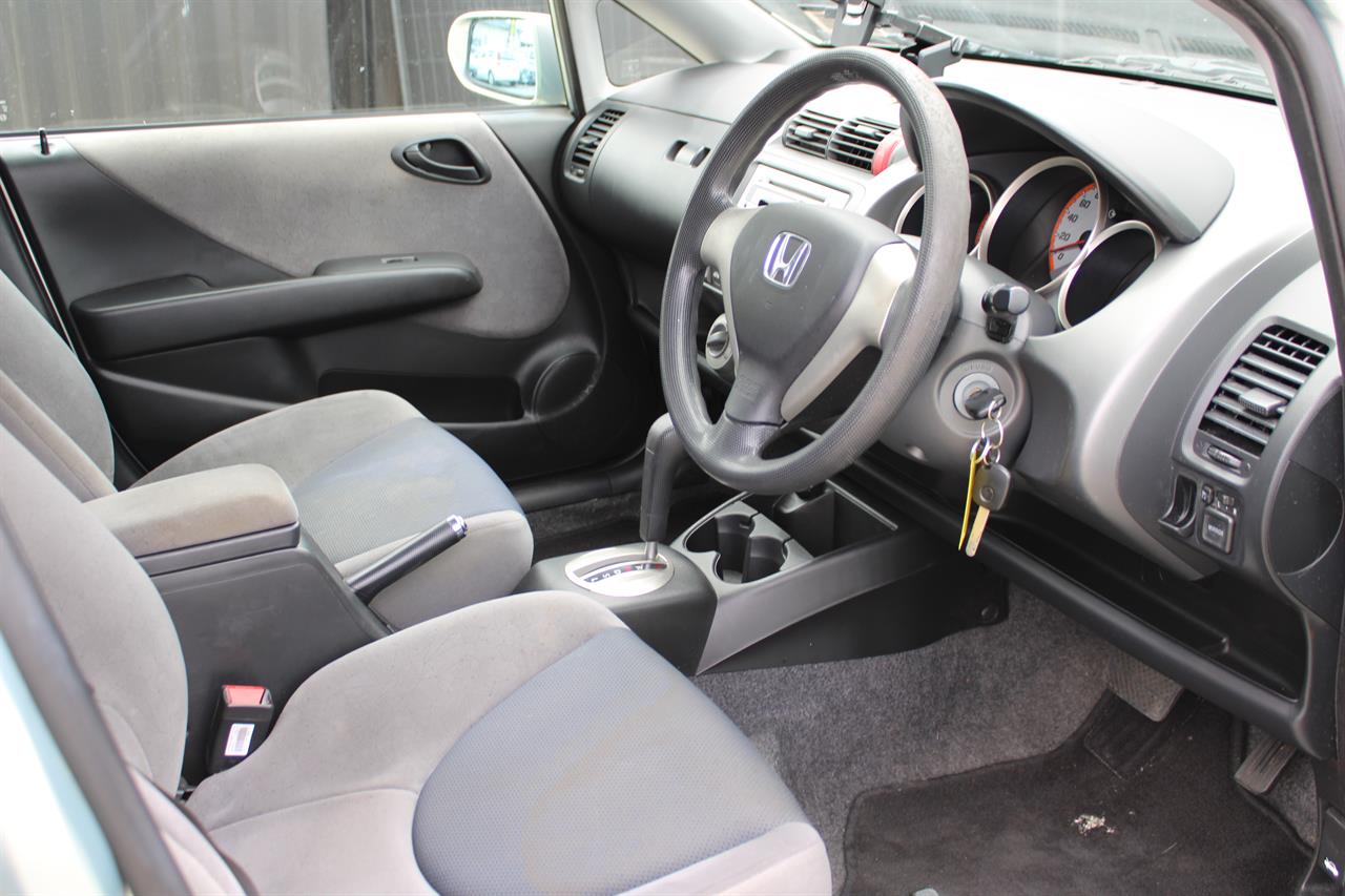 2007 Honda FIT