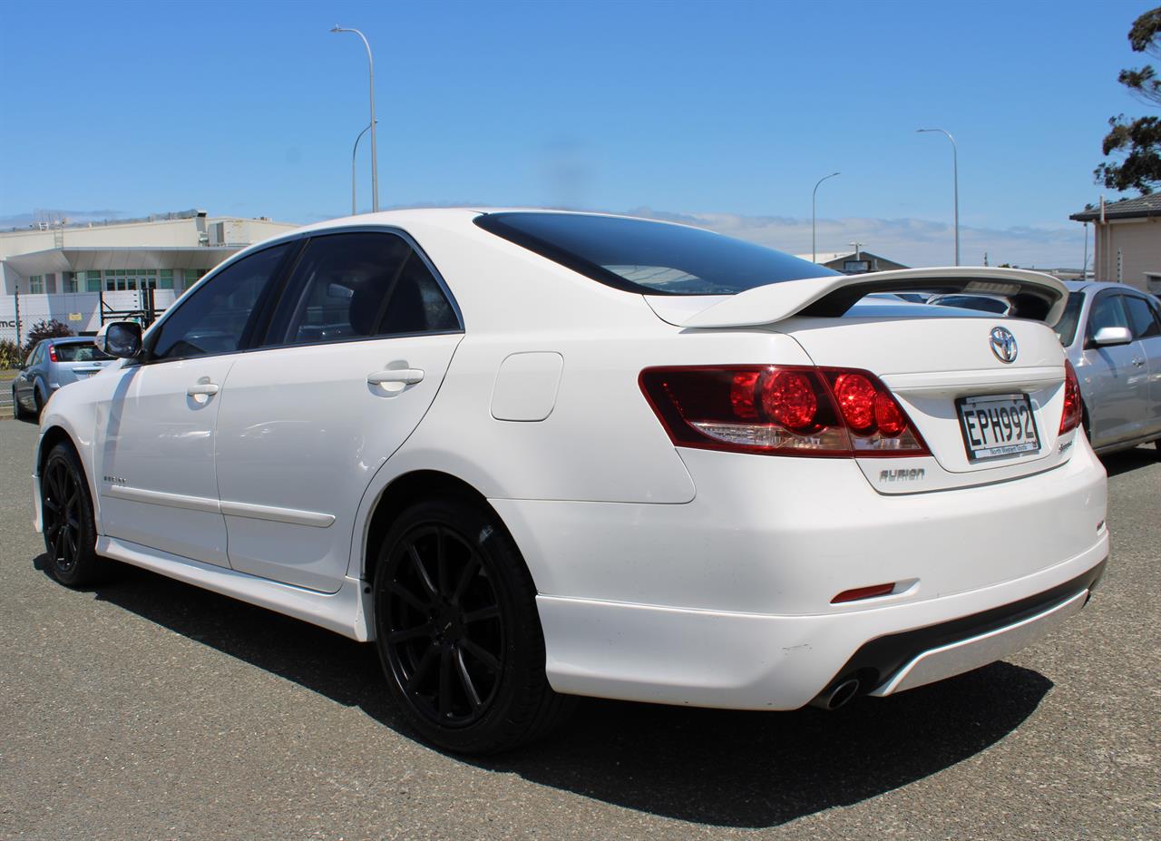 2008 Toyota AURION