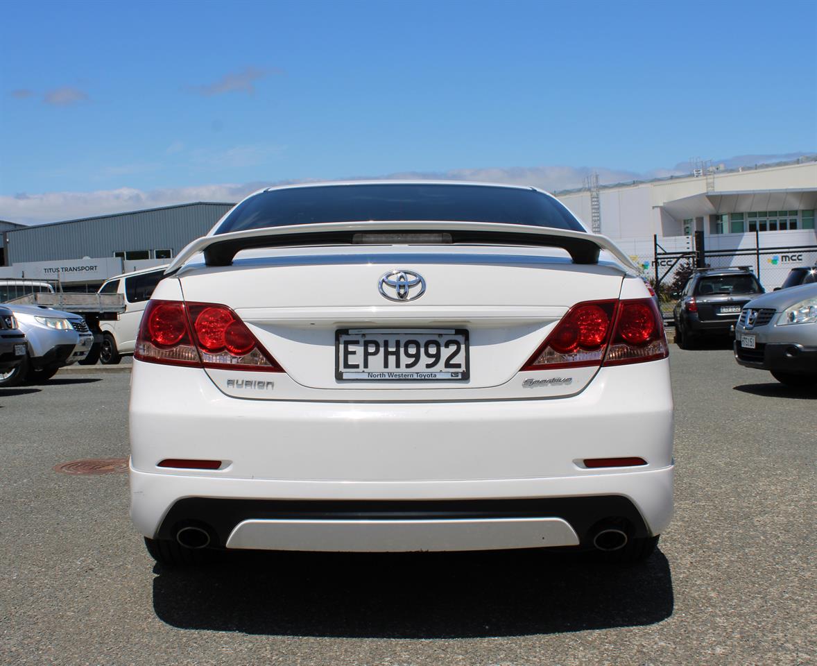 2008 Toyota AURION