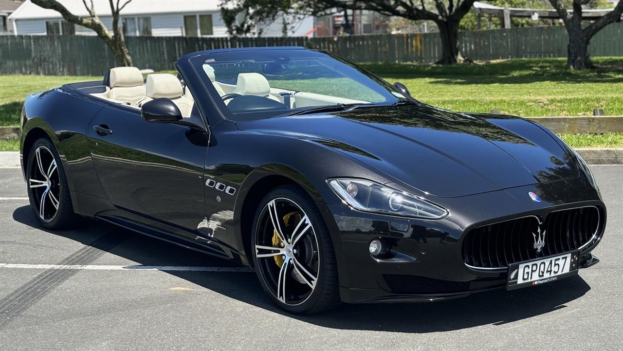 2012 Maserati GRANTURISMO