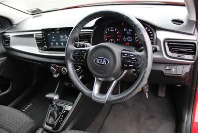 2018 Kia Rio - Thumbnail