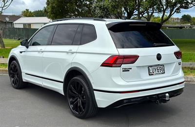 2019 Volkswagen Tiguan - Thumbnail