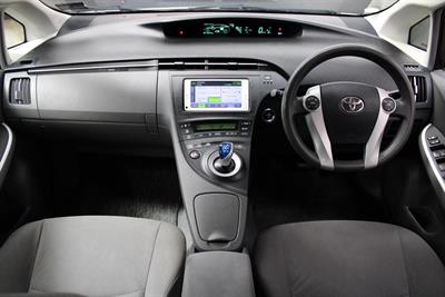 2010 Toyota PRIUS - Thumbnail