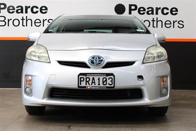 2010 Toyota PRIUS - Thumbnail