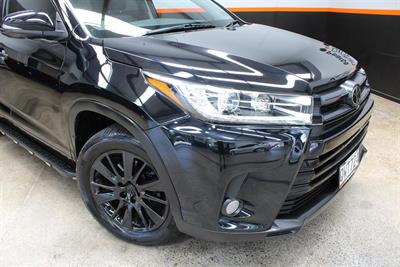 2017 Toyota HIGHLANDER - Thumbnail