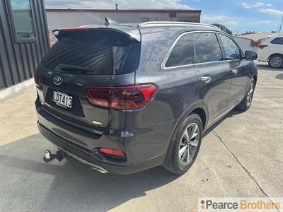 2018 Kia Sorento - Thumbnail