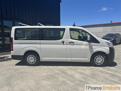 2019 Toyota Hiace - Thumbnail