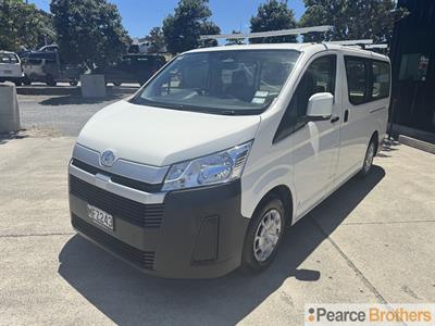 2019 Toyota Hiace - Thumbnail