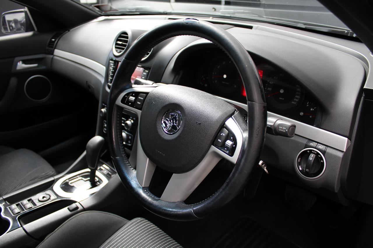 2011 Holden COMMODORE