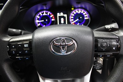 2019 Toyota Hilux - Thumbnail