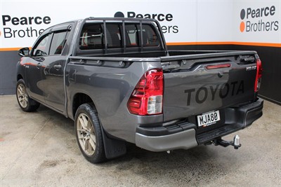 2019 Toyota Hilux - Thumbnail