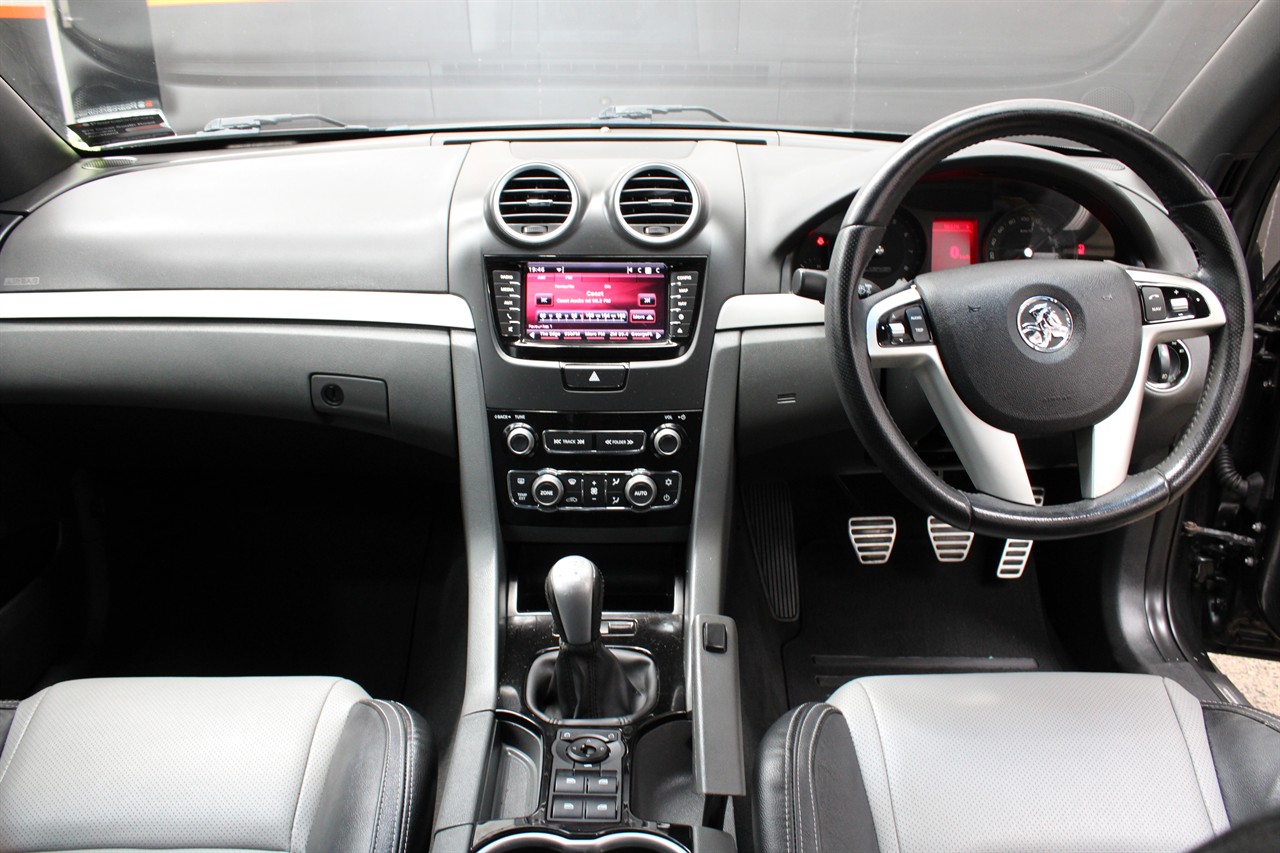 2011 Holden COMMODORE