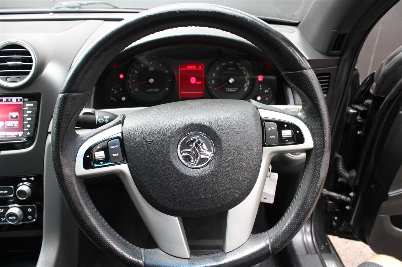 2011 Holden COMMODORE