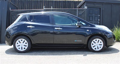 2014 Nissan Leaf - Thumbnail