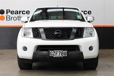 2013 Nissan Navara - Thumbnail