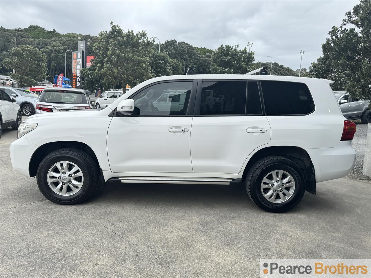 2013 Toyota Landcruiser