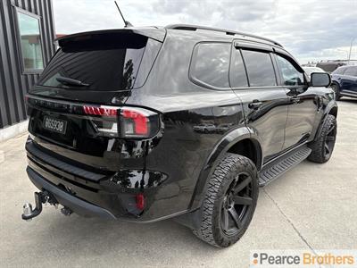 2023 Ford Everest - Thumbnail