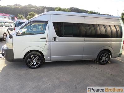 2006 Toyota Hiace - Thumbnail