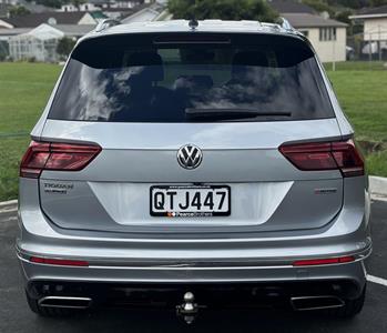 2019 Volkswagen Tiguan - Thumbnail