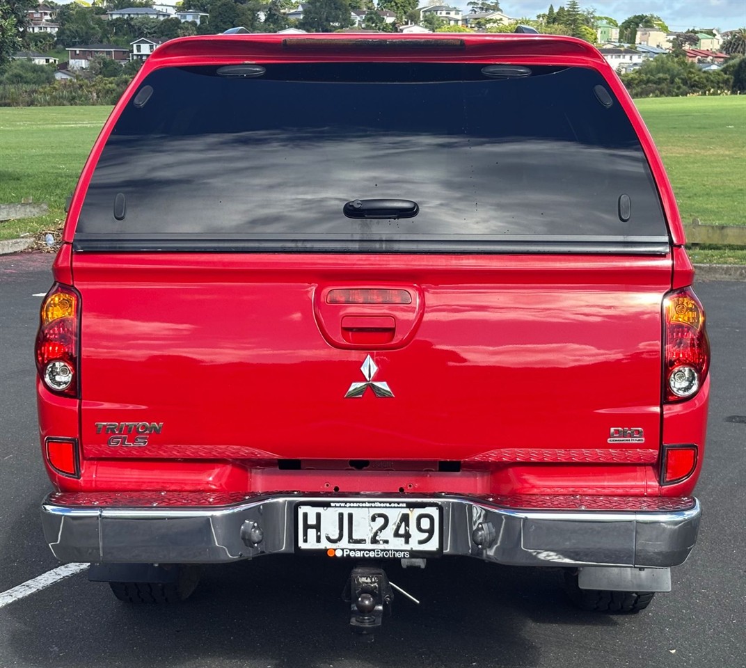 2014 Mitsubishi Triton