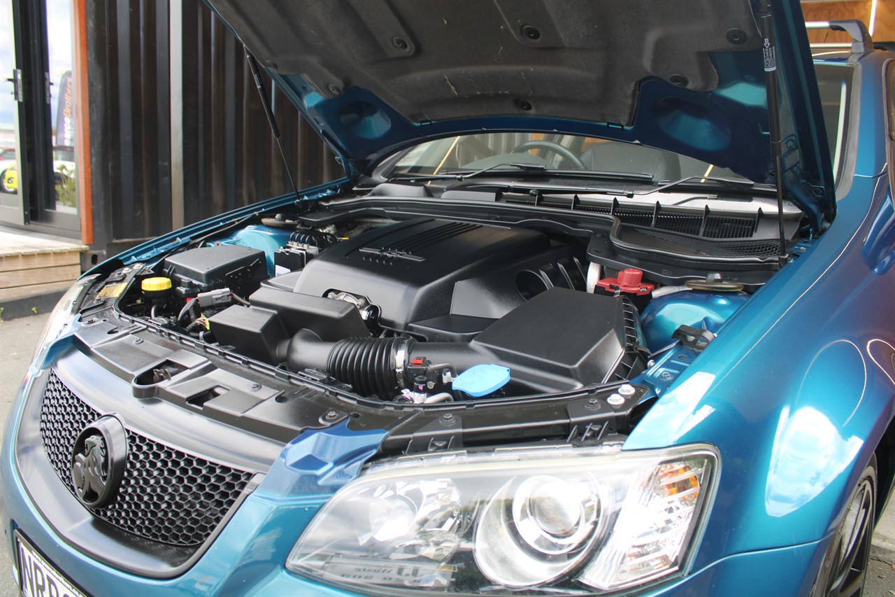 2012 Holden COMMODORE