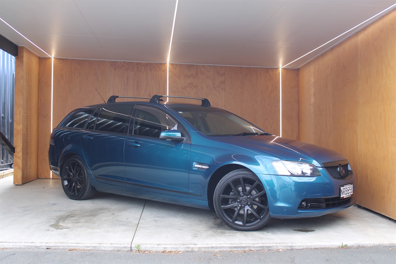 2012 Holden COMMODORE