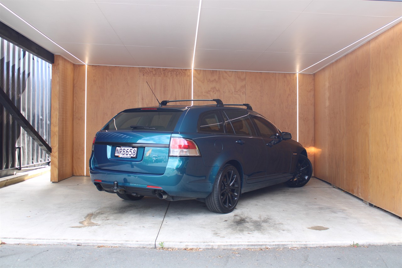 2012 Holden COMMODORE