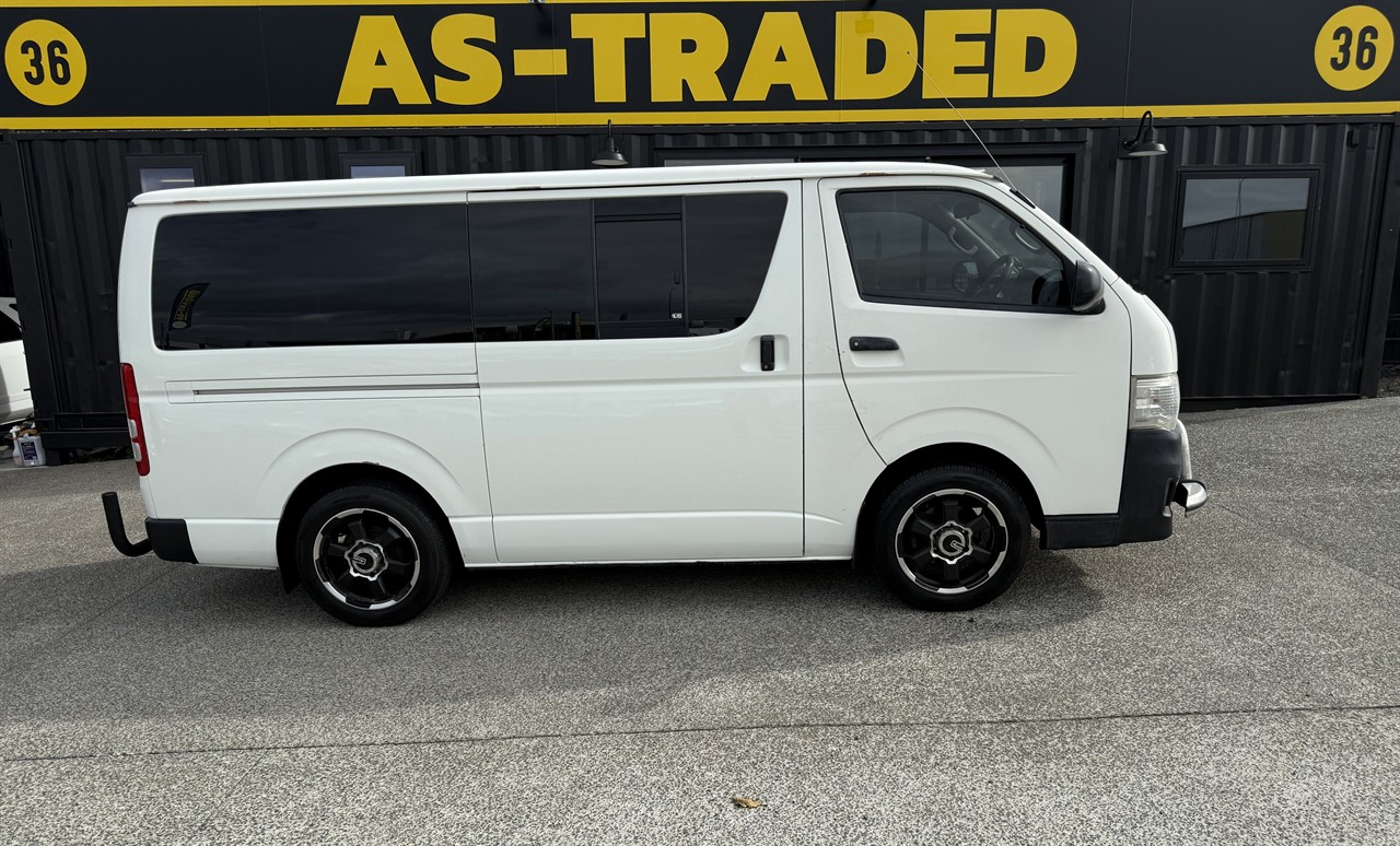 2010 Toyota Hiace