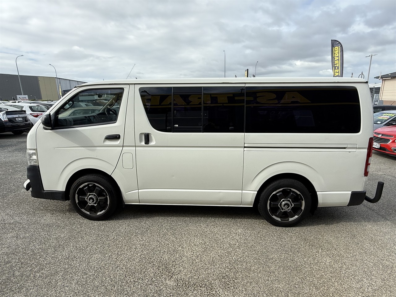 2010 Toyota Hiace