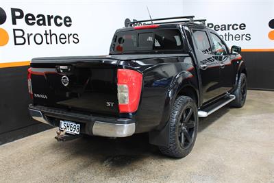 2016 Nissan Navara - Thumbnail