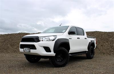 2017 Toyota Hilux - Thumbnail