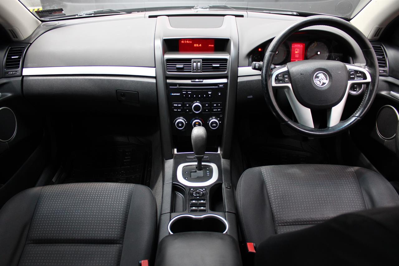 2010 Holden COMMODORE