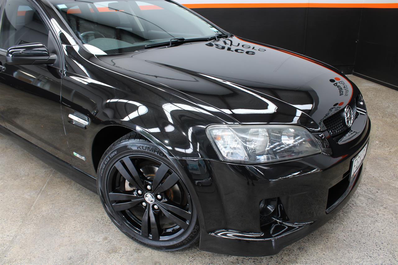 2010 Holden COMMODORE