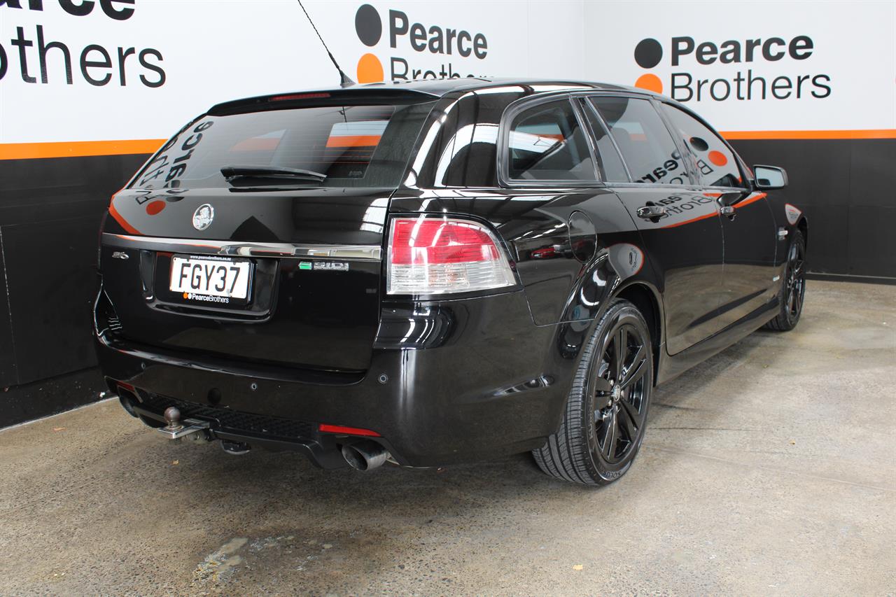 2010 Holden COMMODORE