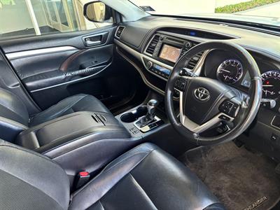 2014 Toyota Highlander - Thumbnail