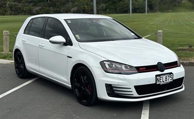 2014 Volkswagen Golf - Thumbnail