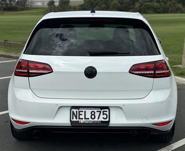 2014 Volkswagen Golf - Thumbnail