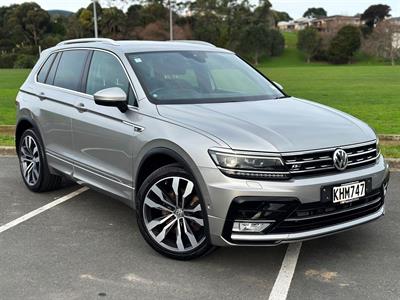 2017 Volkswagen Tiguan - Thumbnail