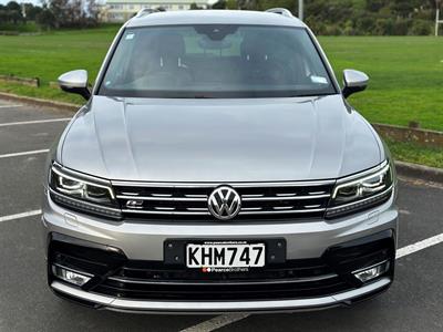 2017 Volkswagen Tiguan - Thumbnail