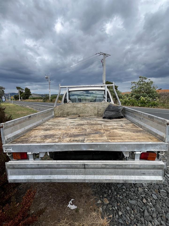 2004 Toyota Hilux