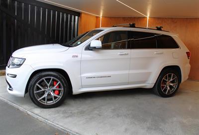 2013 Jeep Grand Cherokee - Thumbnail