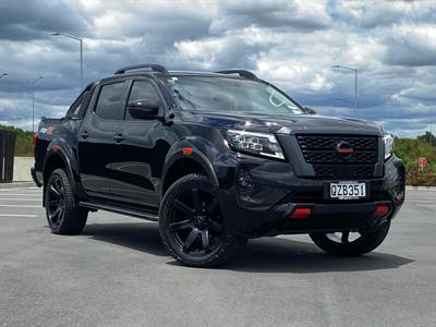 2021 Nissan Navara - Thumbnail