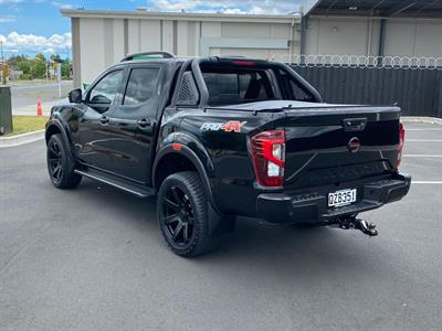 2021 Nissan Navara - Thumbnail