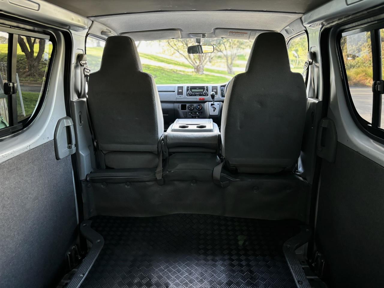 2009 Toyota Hiace