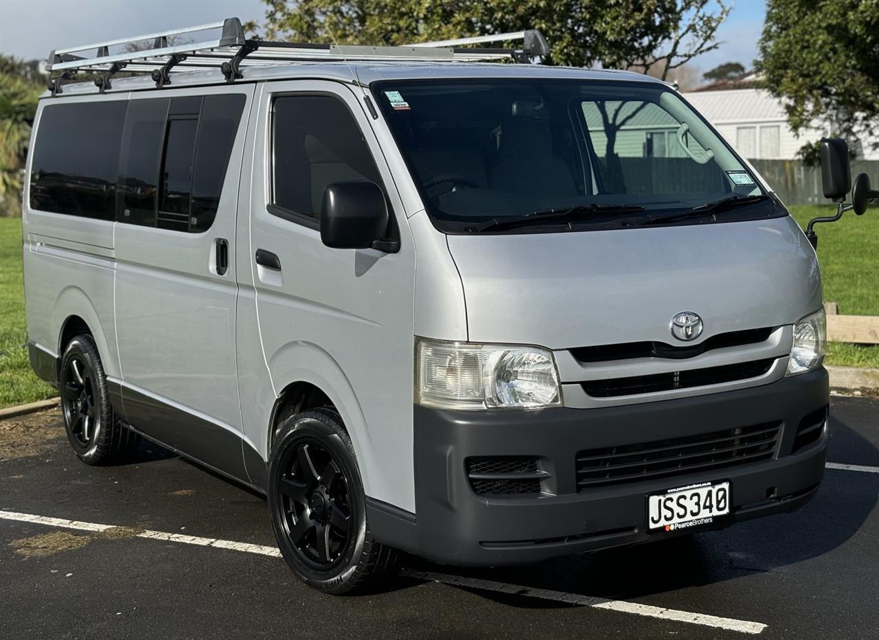 2009 Toyota Hiace