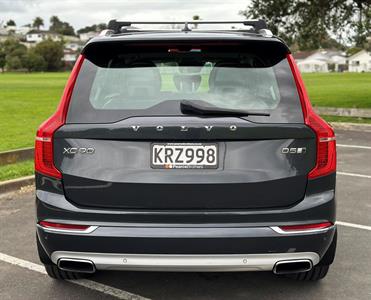 2017 Volvo XC90 - Thumbnail