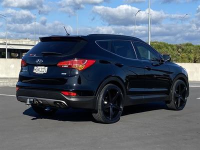 2014 Hyundai SANTA FE - Thumbnail