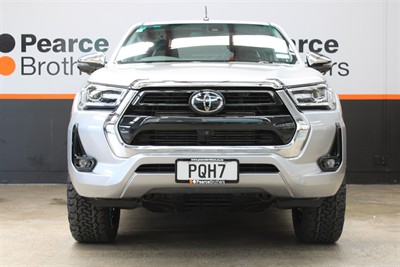 2022 Toyota Hilux - Thumbnail