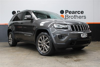 2013 Jeep Grand Cherokee - Thumbnail