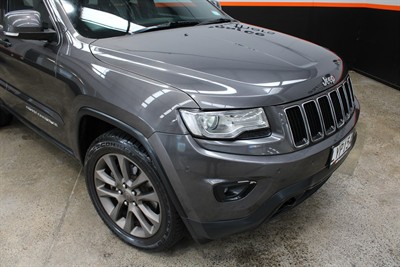 2013 Jeep Grand Cherokee - Thumbnail